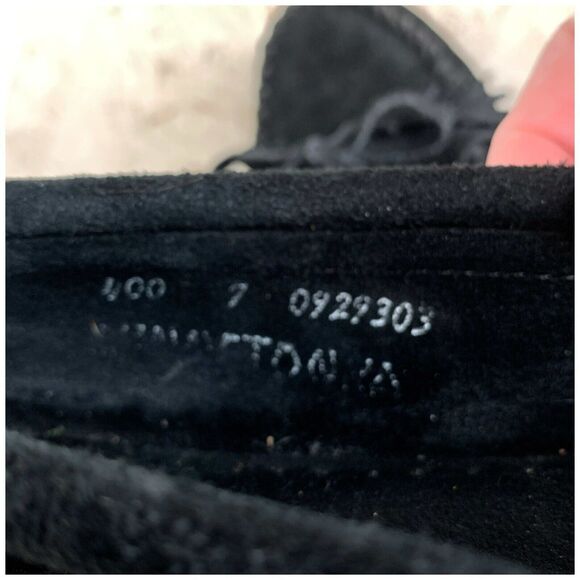 Minnetonka Moccasins Womens Size 7 Black Suede Leather Shoes Fringed Hard Sole - Picture 7 of 10